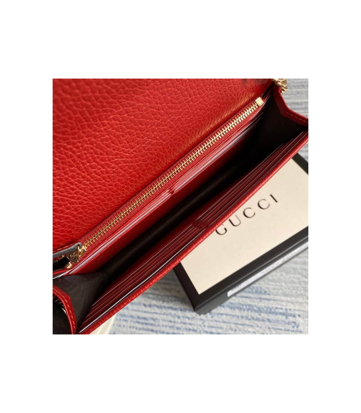 Gucci GG Interlocking Wallet On Chain Red