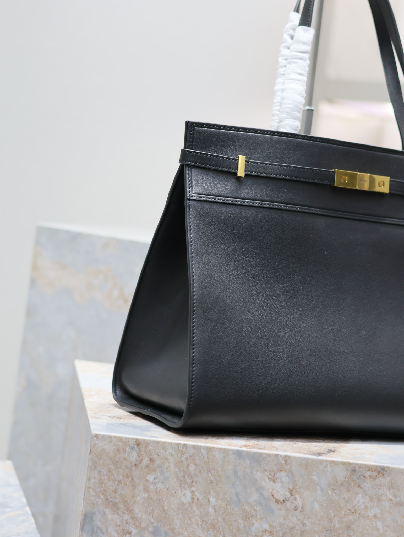 YSL-Manhattan -Black