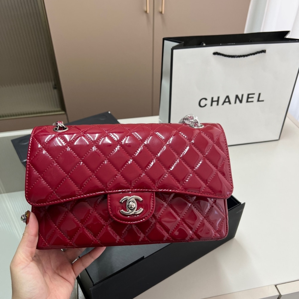 Chanel Medium Classic Double Flap Bag Patent Leather Red 26Cm/14in