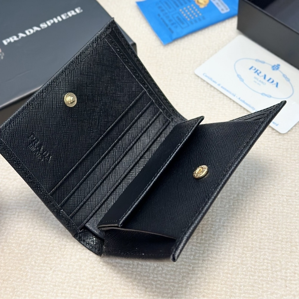 Prada Bifold Saffiano Leather Wallet Black 11Cm