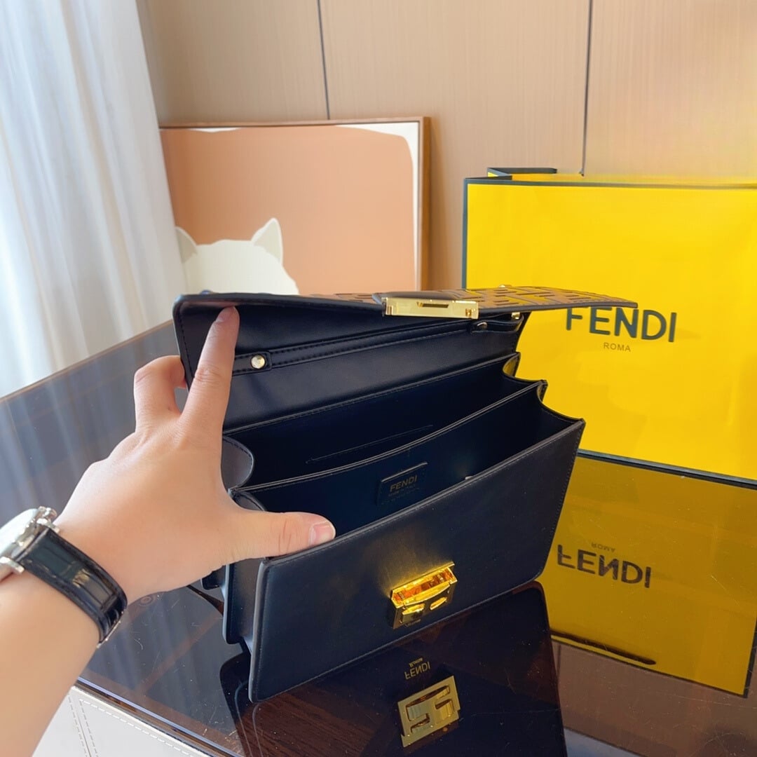 Fendi Kan I Leather Bag Brown 25Cm
