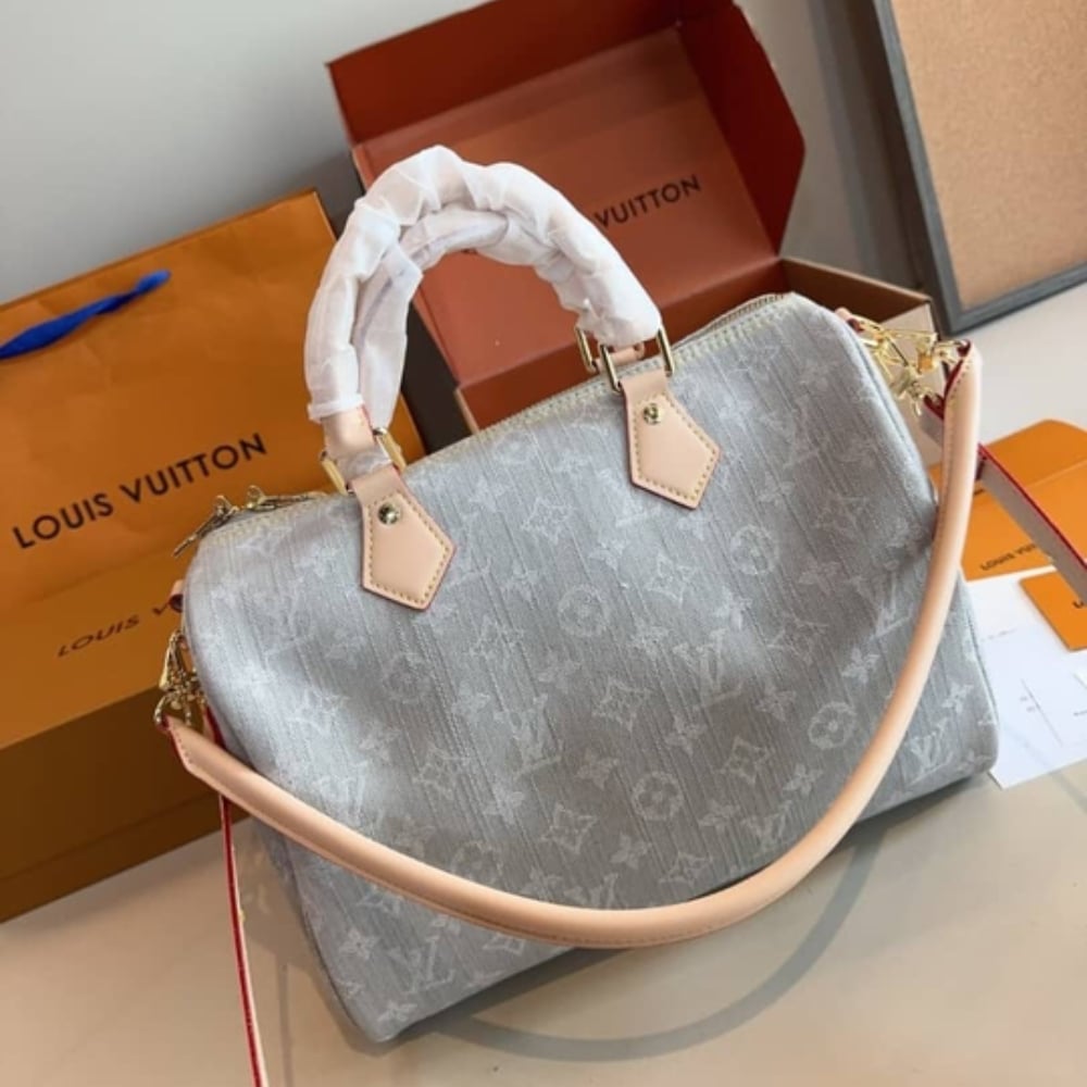 Louis Vuitton Speedy Soft 30 Washed Gray 30Cm M13344