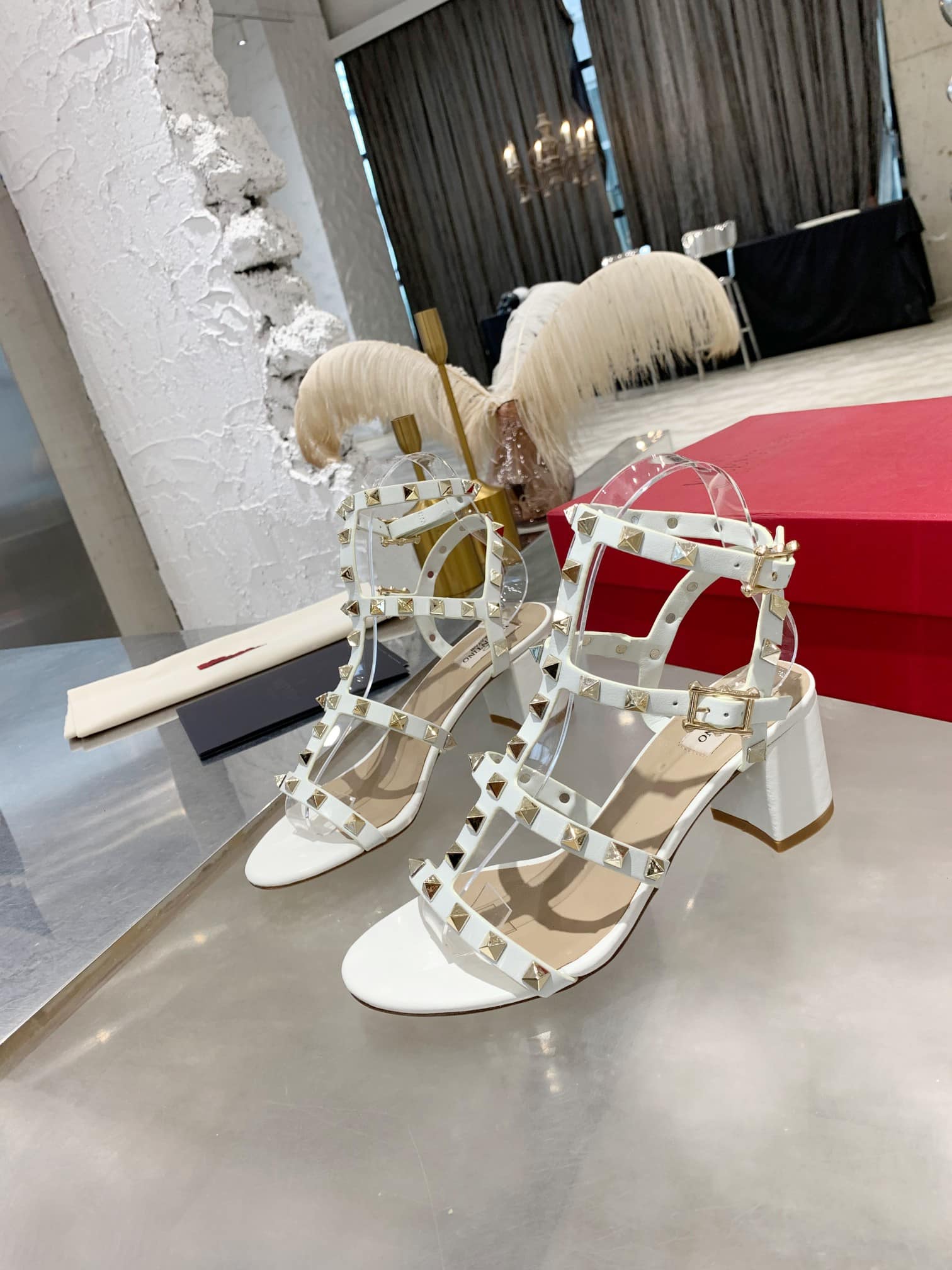 Valentino Garavani Rockstud Leather Sandals White