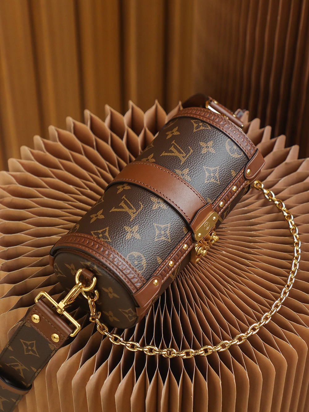 Louis Vuitton Papillon Trunk Monogram M57835