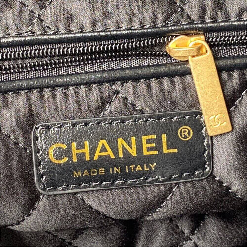 Chanel 22 Small Handbag Shiny Calfskin Black Gold