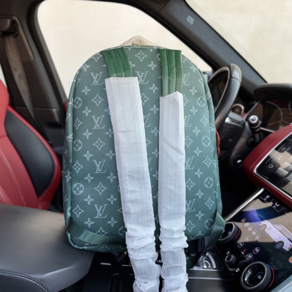 Louis Vuitton Discovery Backpack PM Green 38Cm M12780
