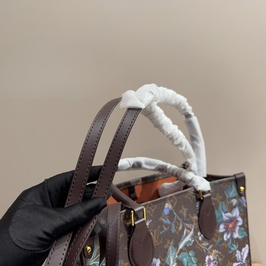 Louis Vuitton Onthego MM Monogram Canvas Ebene 32cm