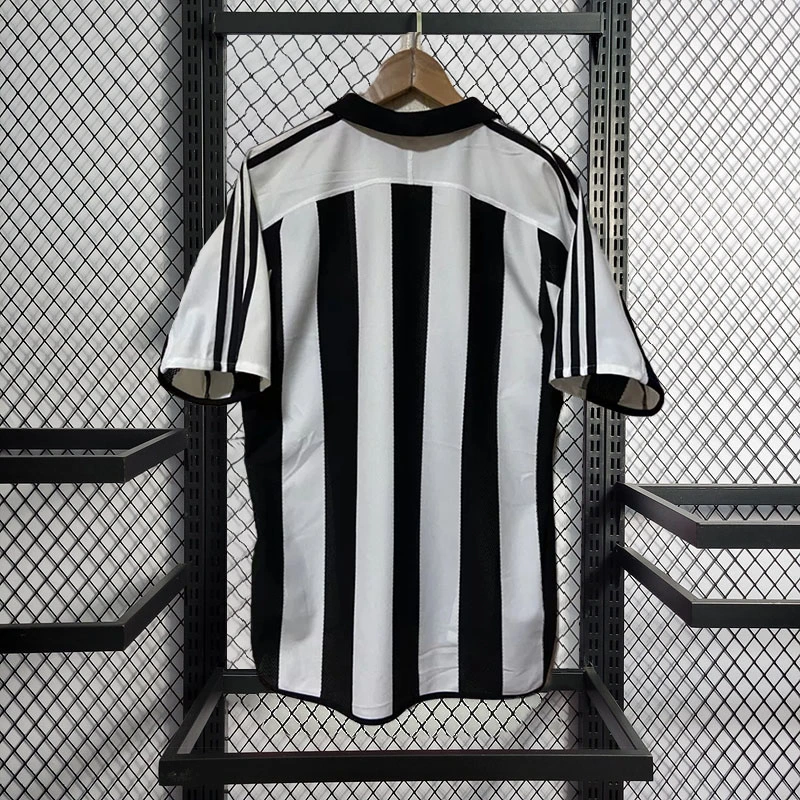 Retro 2004-05 Newcastle United Home Football jersey retro
