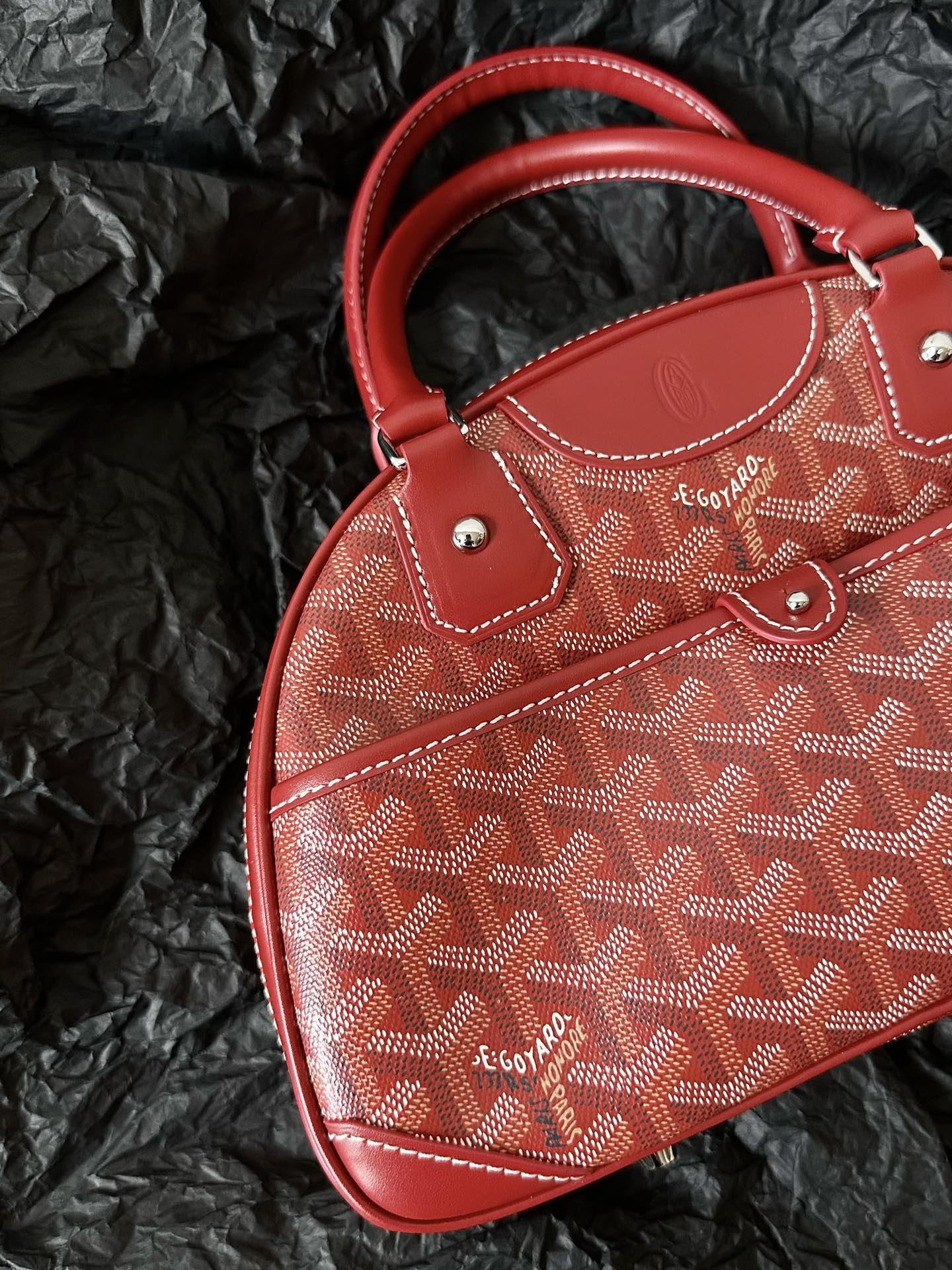 Goyard Goya Bowling Ball Small Red Canvas 27cm