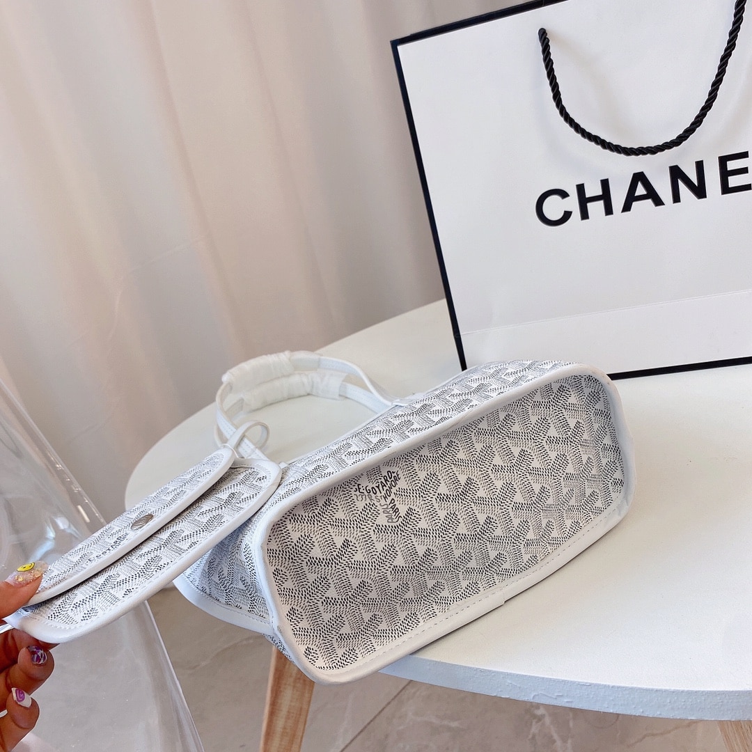 GOYARD ANJOU MINI BAG WHITE 21CM