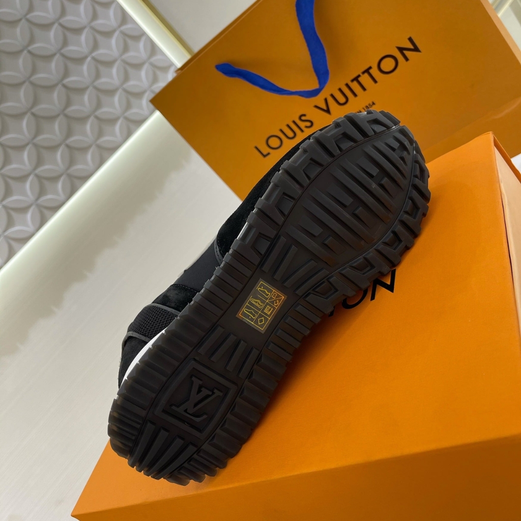 LOUIS VUITTON RUN AWAY SNEAKER BLACK 1A9ER7