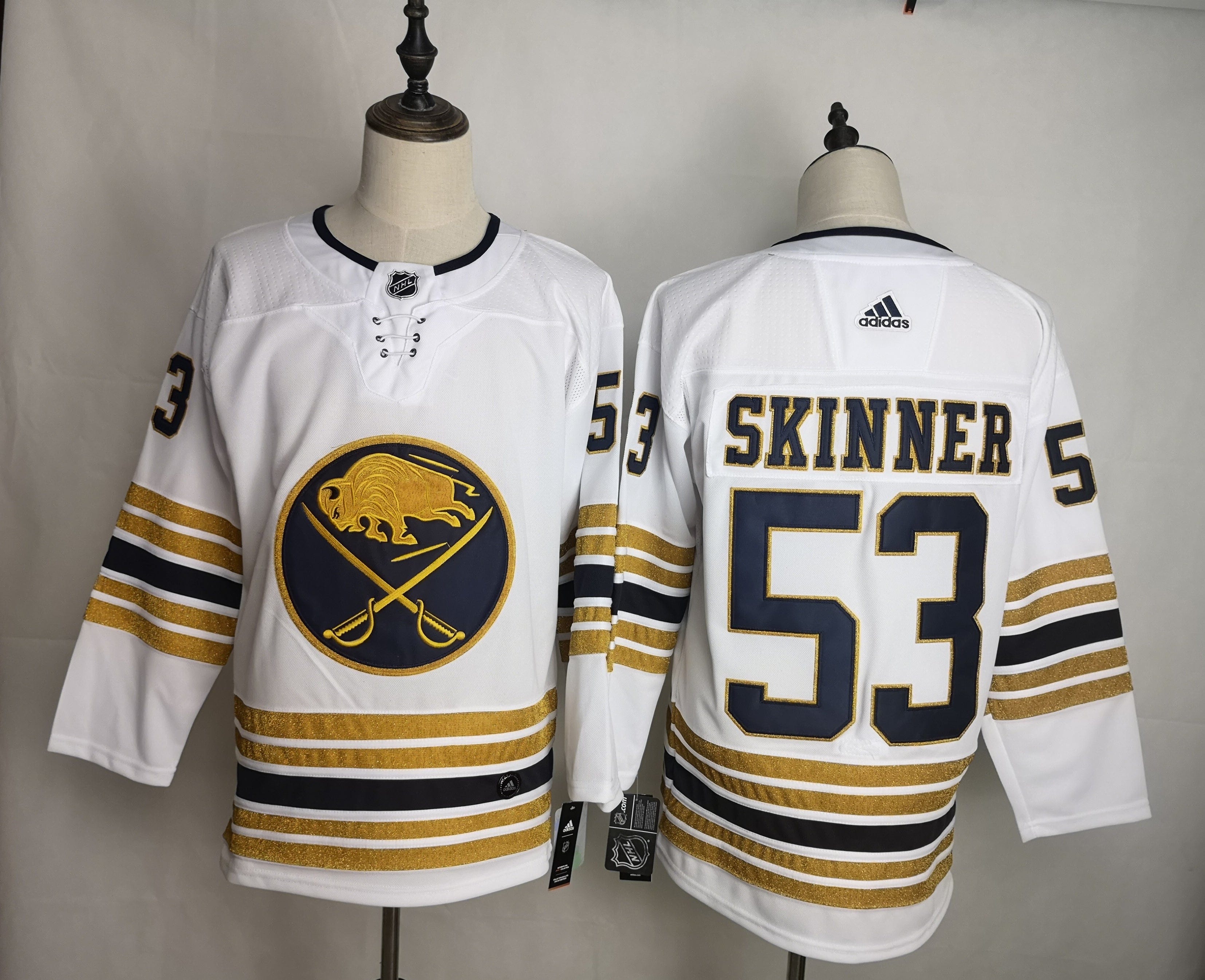 NHL Buffalo Sabres  SKINNER # 53 Jersey