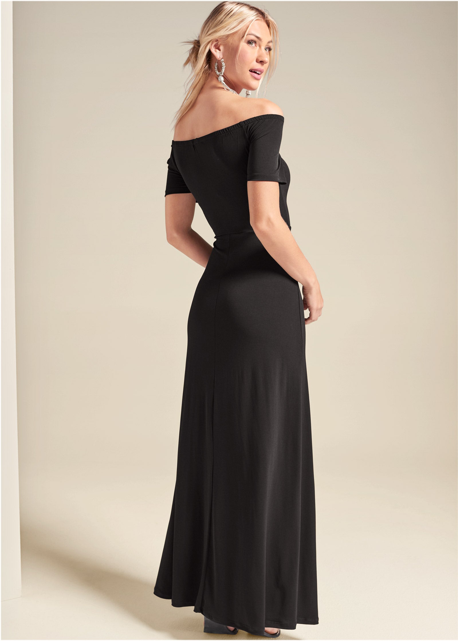 Slit Detail Maxi Dress – Black