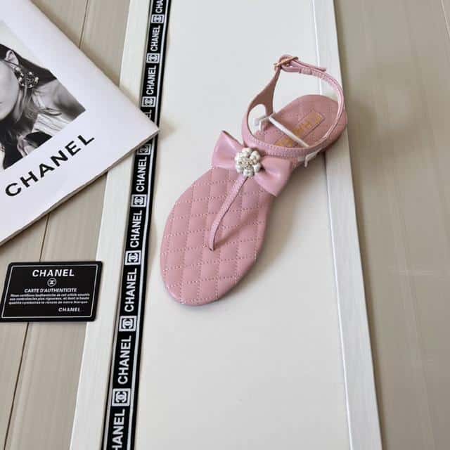 Chanel Pink Quilted Leather With White Camellia Cc Logo Bow Thong Sandals