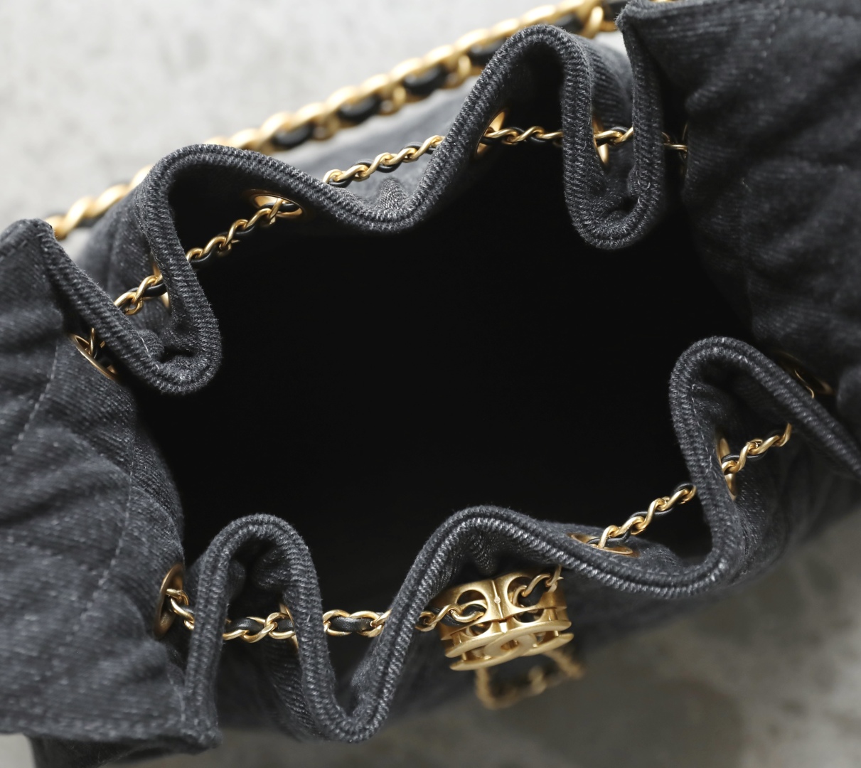 Chanel crossbody bag 25 Small Handbag Washed Denim & Gold-Tone Metal Black 30cm/11.8in