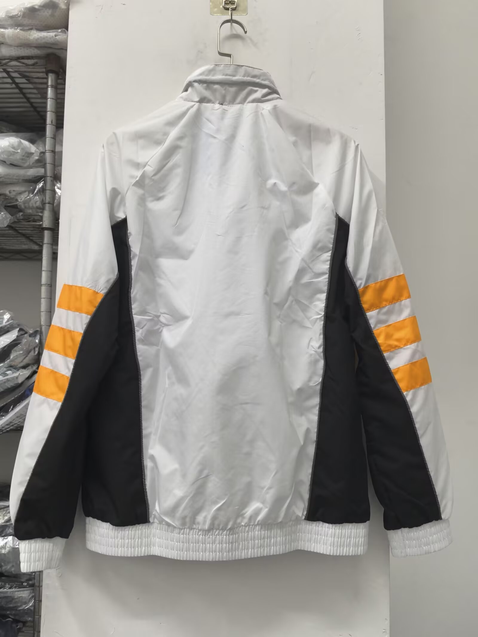 2024/2025 Real Madrid White-Black Windbreaker Soccer Jersey 1:1 Thai Quality