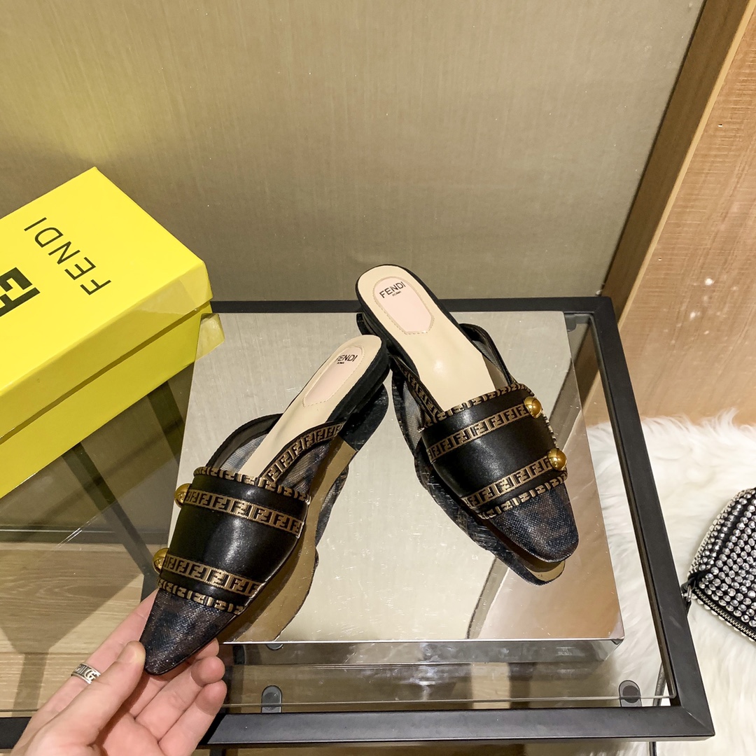 Fendi Ff Beige Strap Half Slippers Black
