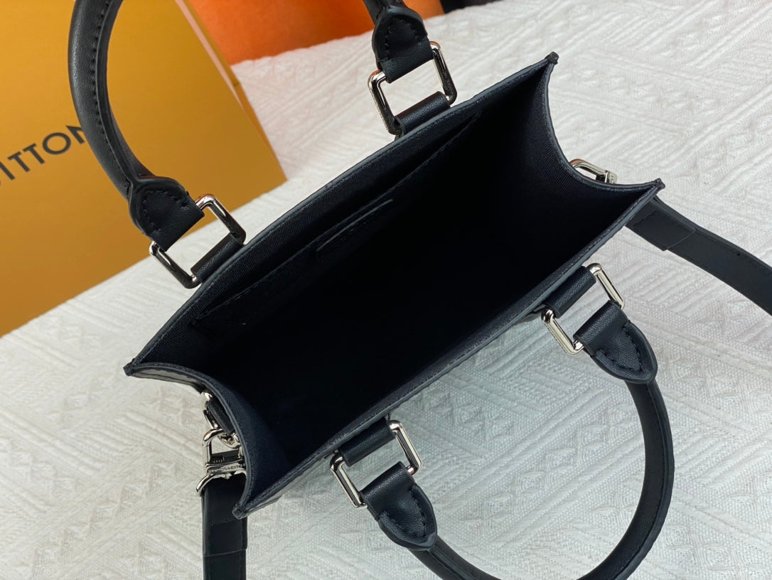 Louis Vuitton Sac Plat Mini Grey And Black Leather 22Cm