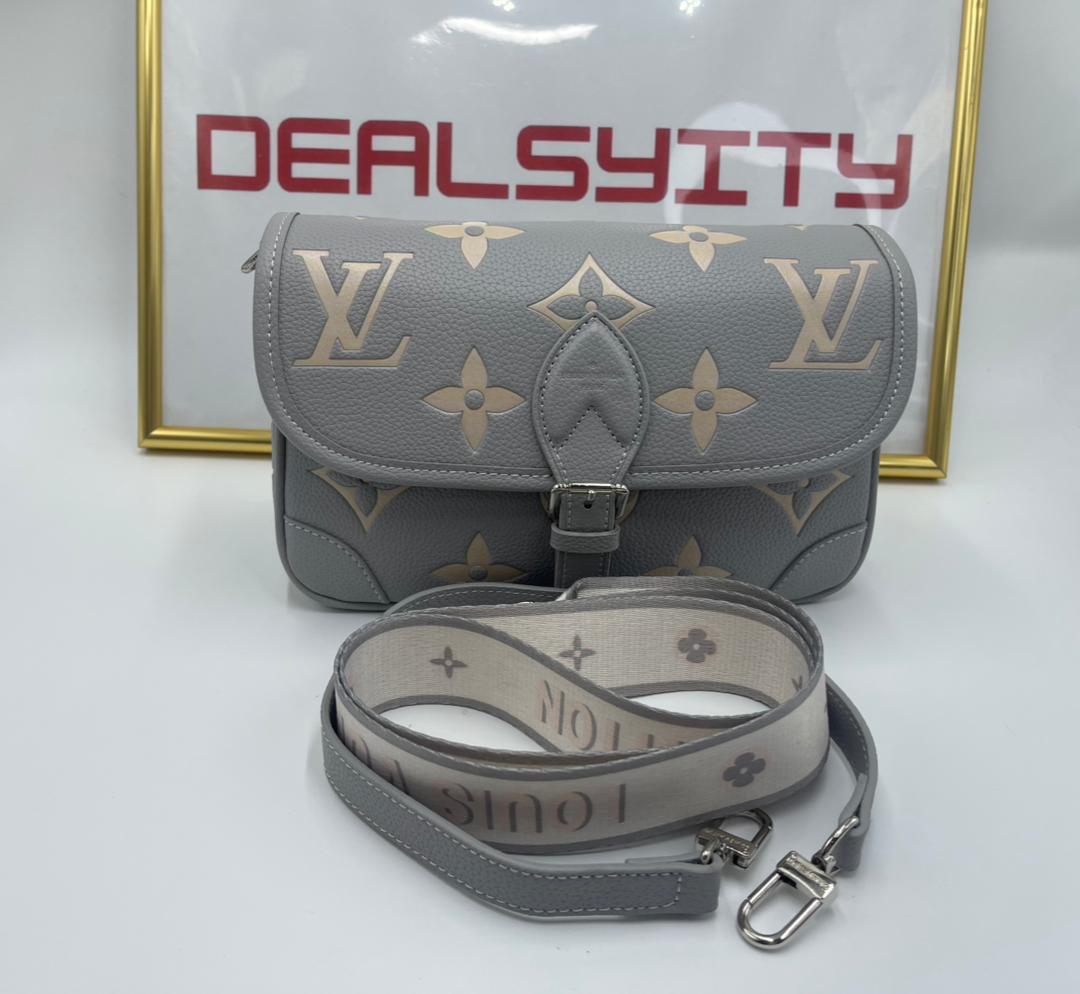Louis Vuitton Diane M14214