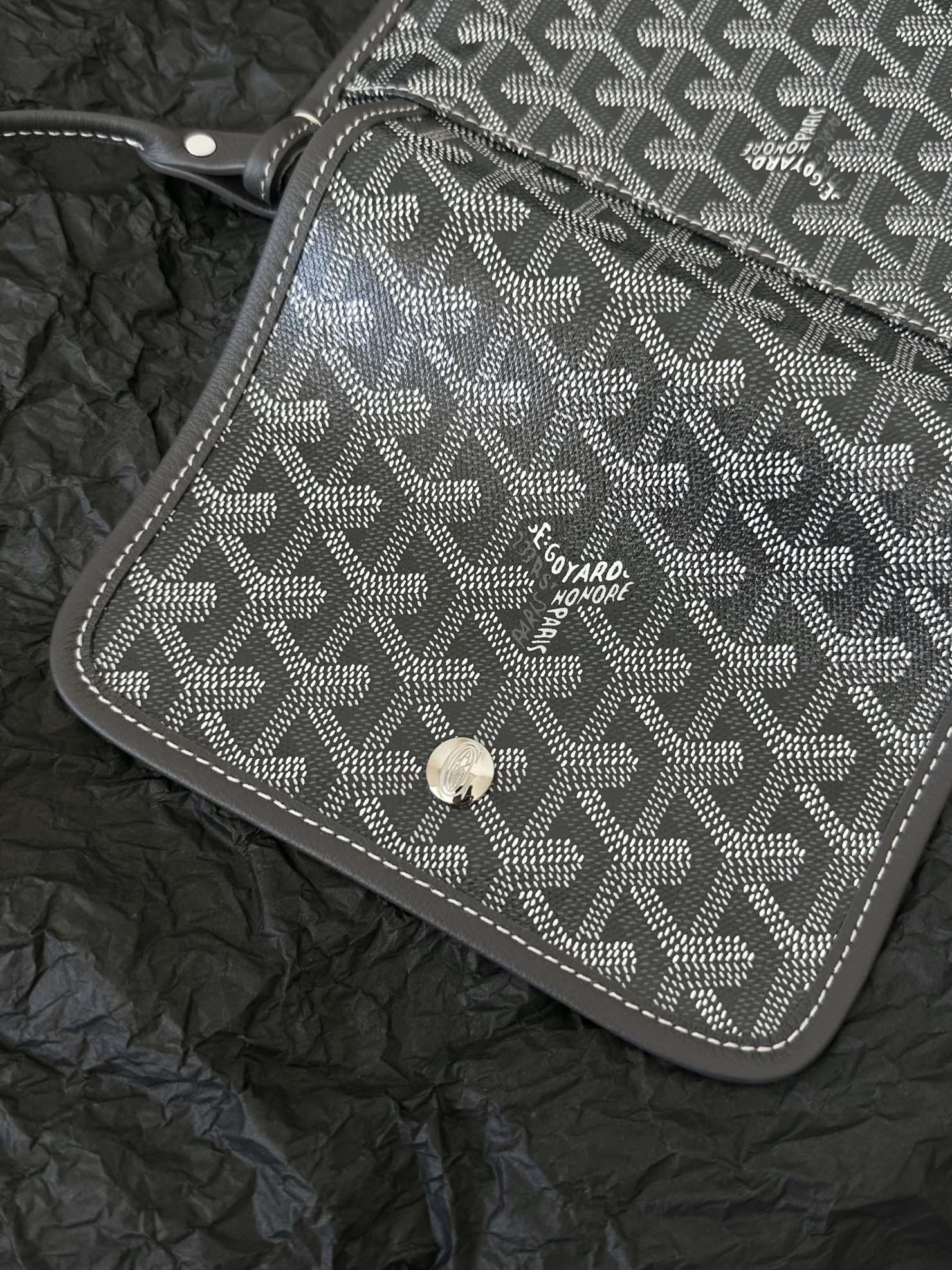 Goyard Plumet Pocket Wallet 20 Cm Grey Black Goyardine Canvas And Lambskin Trim