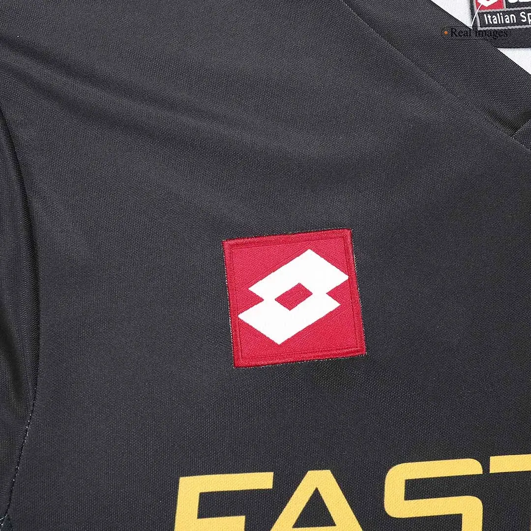 Retro Juventus Away Soccer Jersey 2001/02