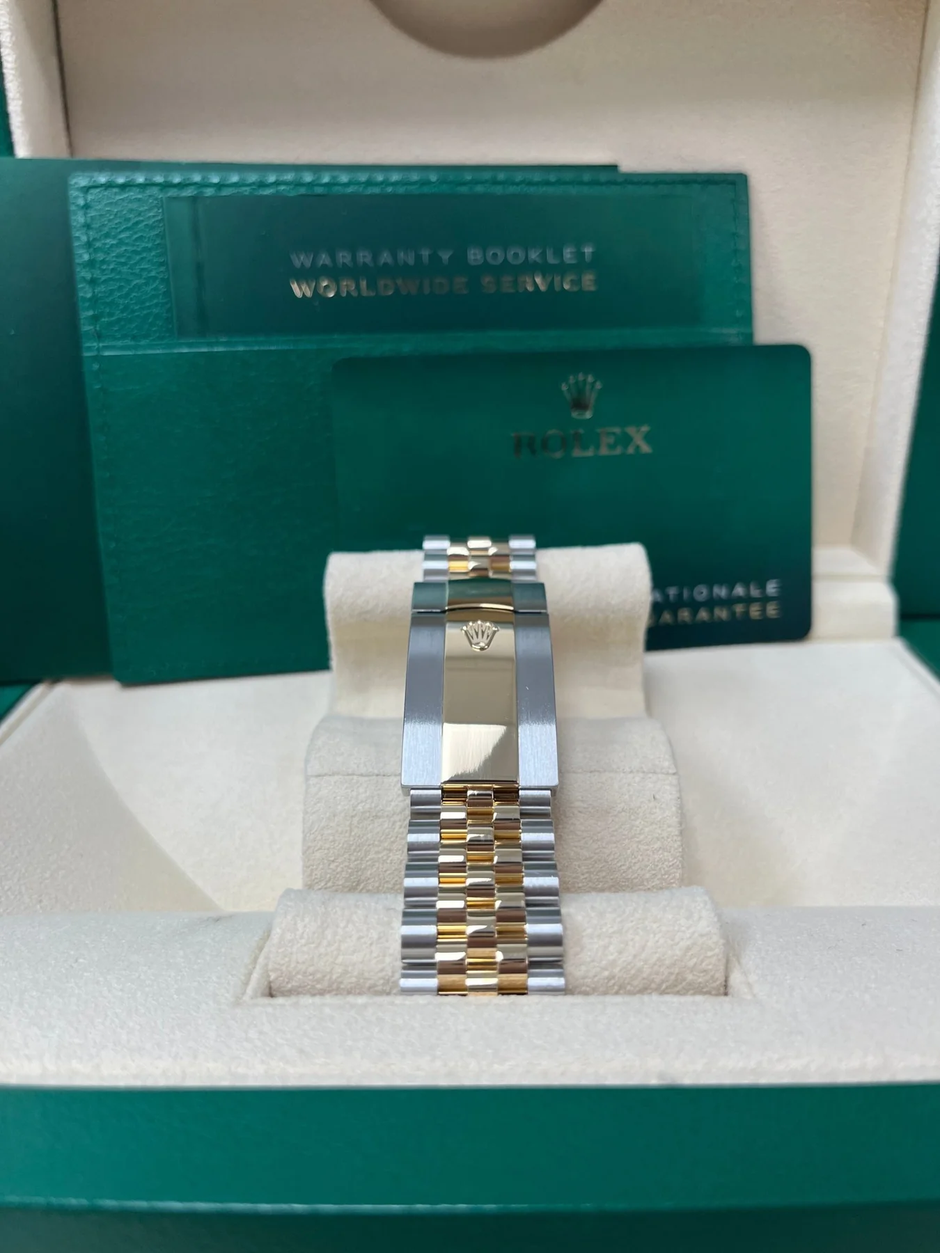 Rolex Sky-Dweller 42 mm Bright black Dial 336933