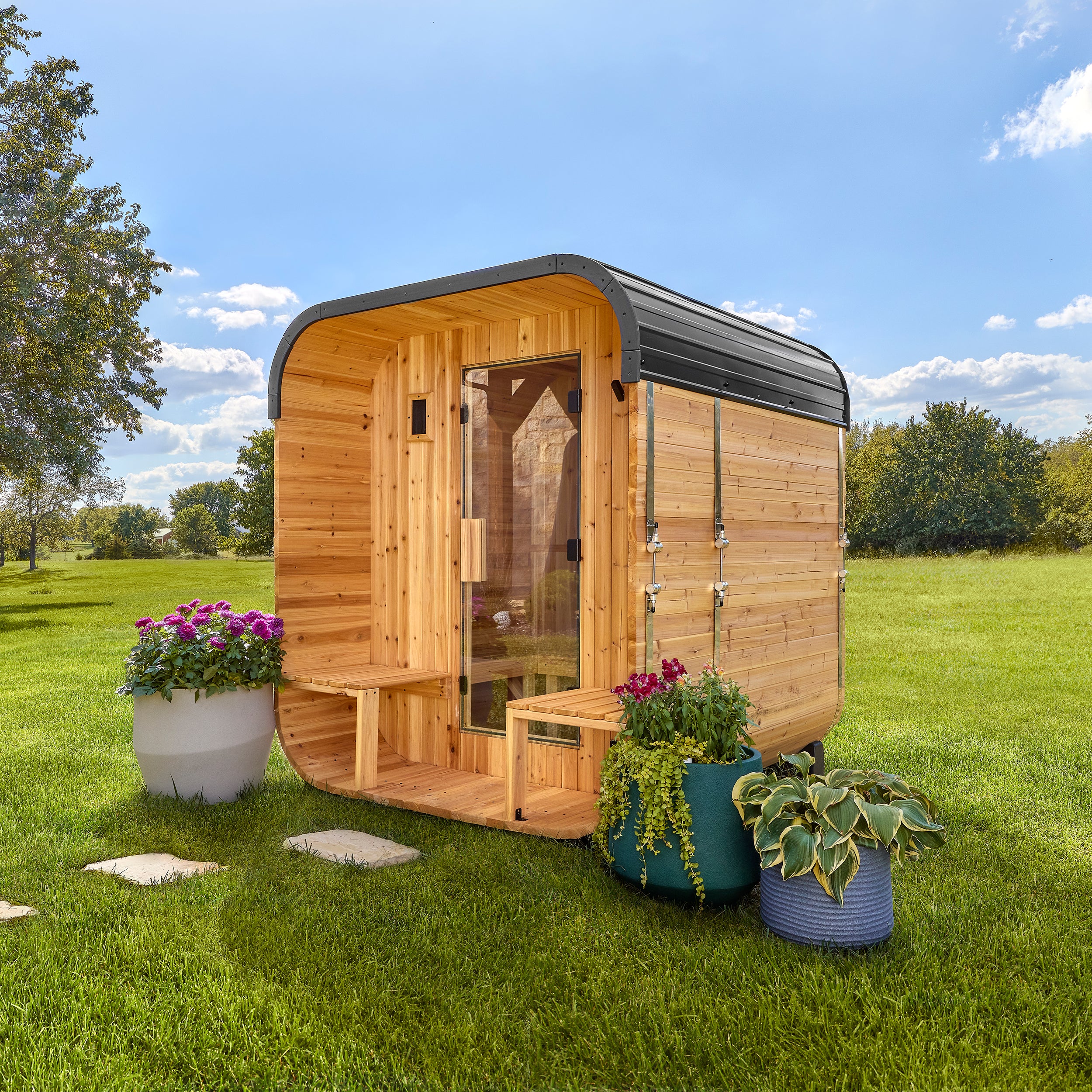 Lennon Outdoor Cube Sauna with Porch �?2-4 Person