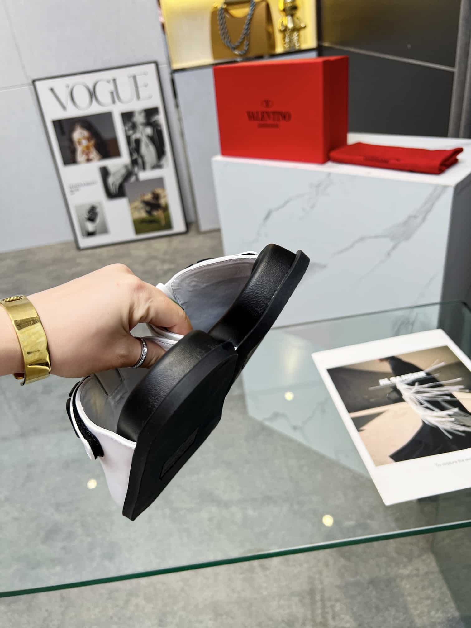 Valentino Garavani VLogo Clog White