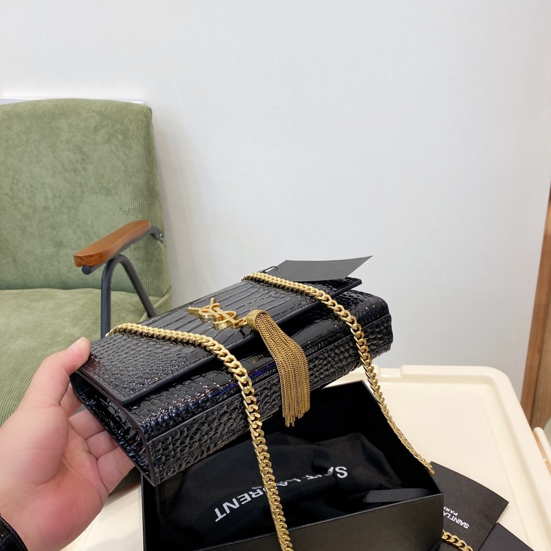 Saint Laurent Kate Medium With Tassel In Shiny Crocodile Embossed Leather Black 22Cm 354119Aaay14083