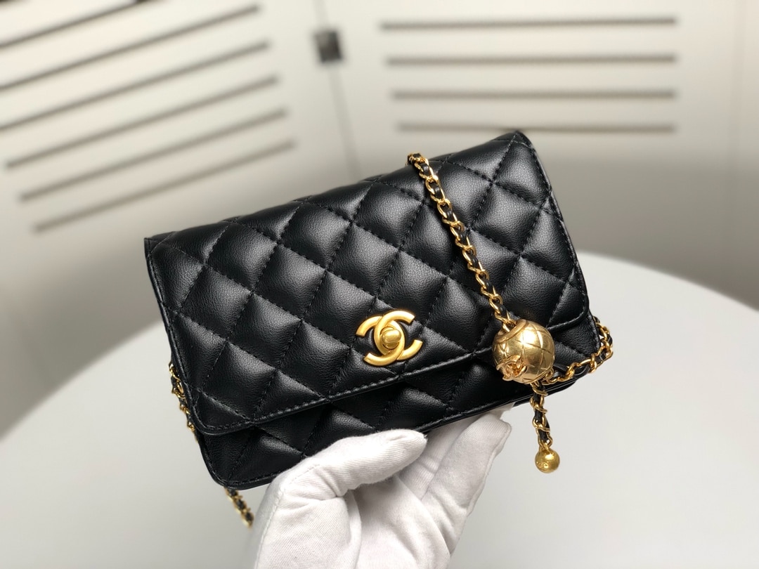 Chanel Woc Falp Pearl Crush Bag With Chain Black 19Cm