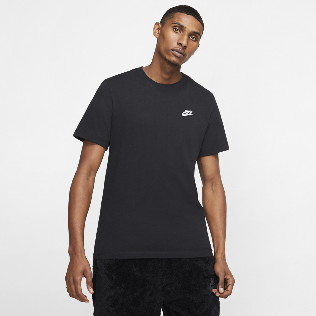 Nike NSW Club Short Sleeve T-Shirt
