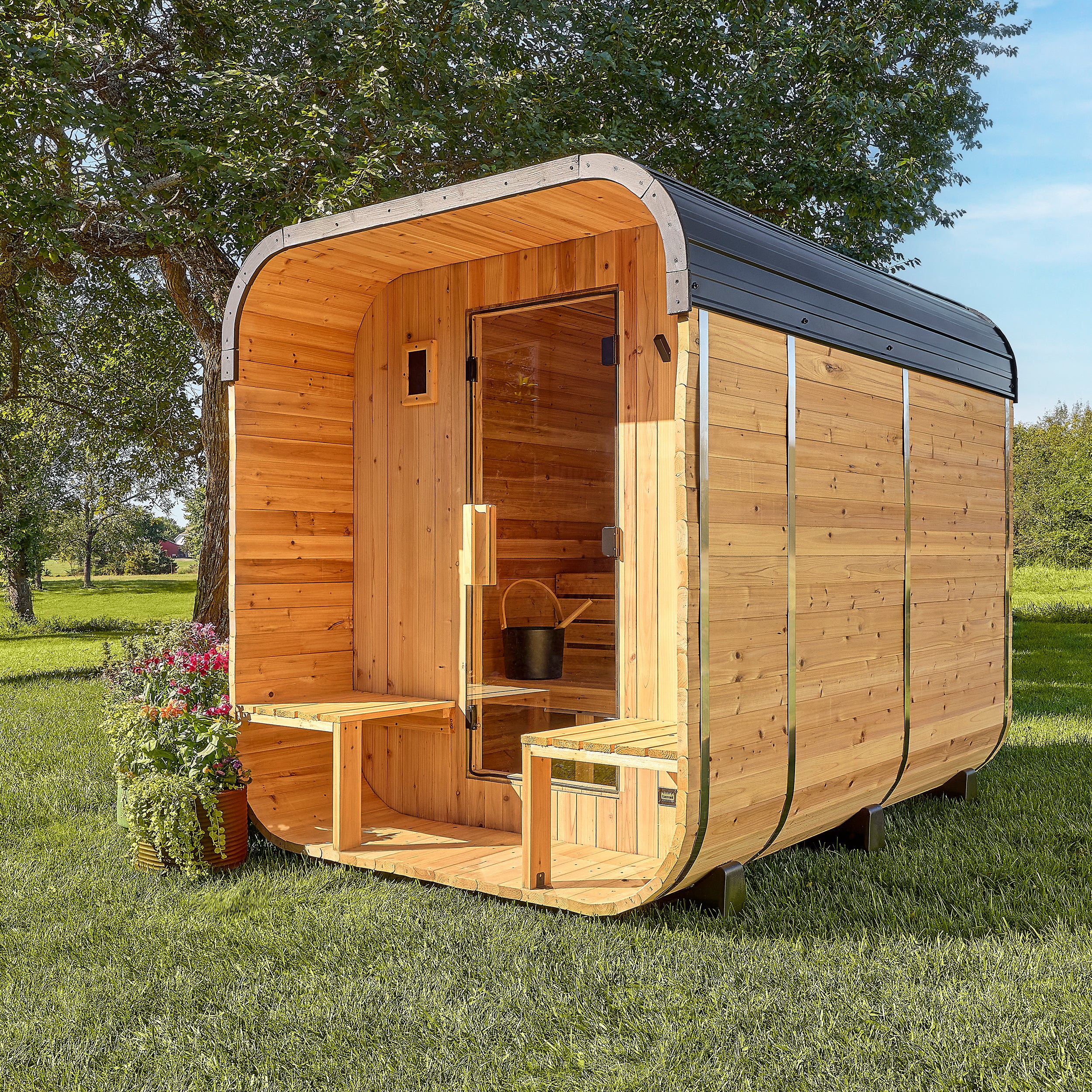 Lennon Outdoor Cube Sauna with Porch �?4-6 Person