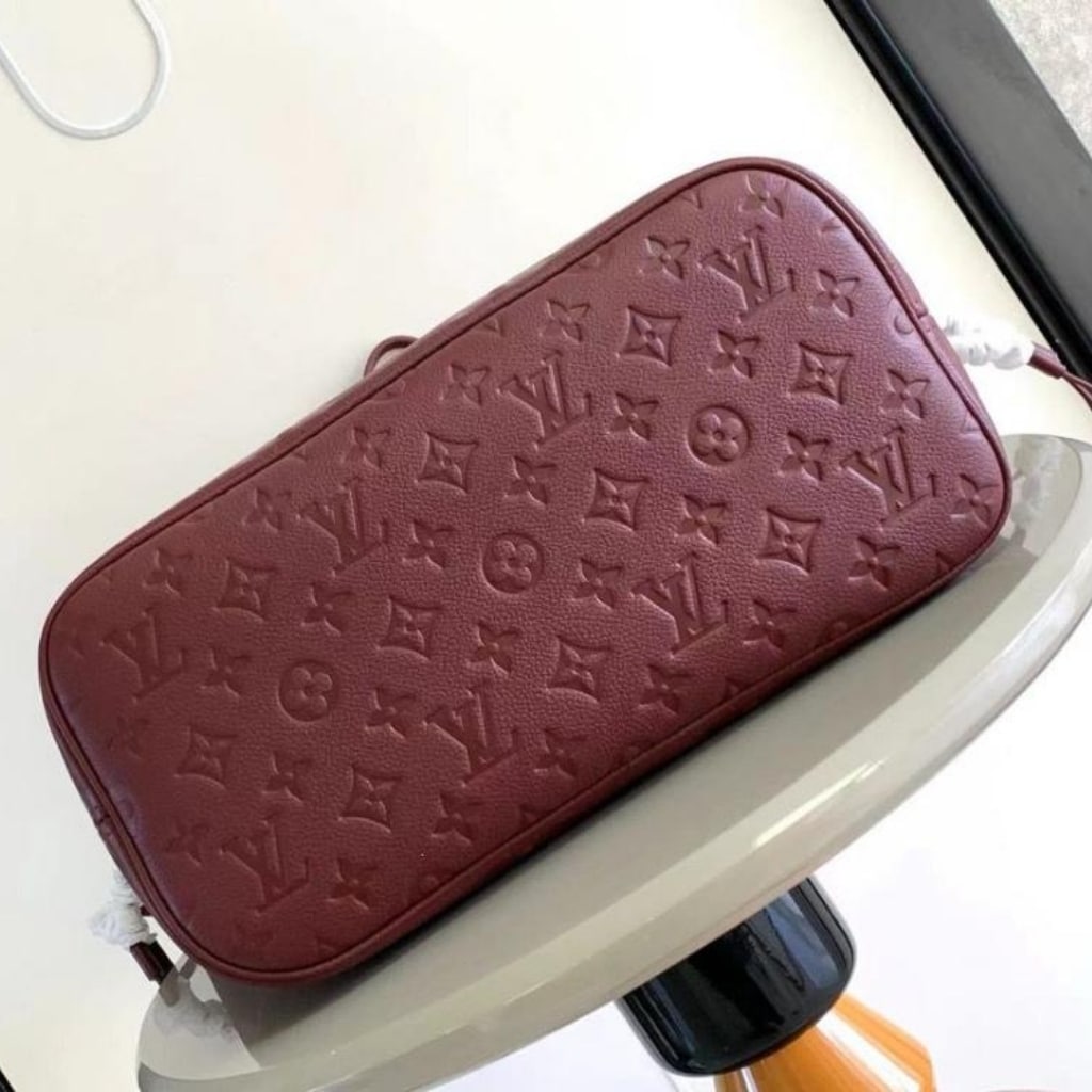 Louis Vuitton Neverfull MM Monogram Empreinte Wine Red 31Cm M25855