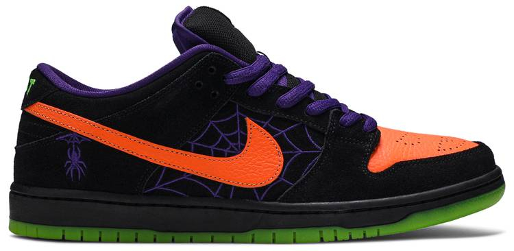 Dunk Low SB Night of Mischief BQ6817-006