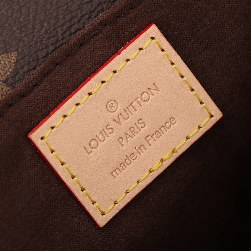 Louis Vuitton Pochette Métis East West Monogram Canvas Brown 21Cm M46279