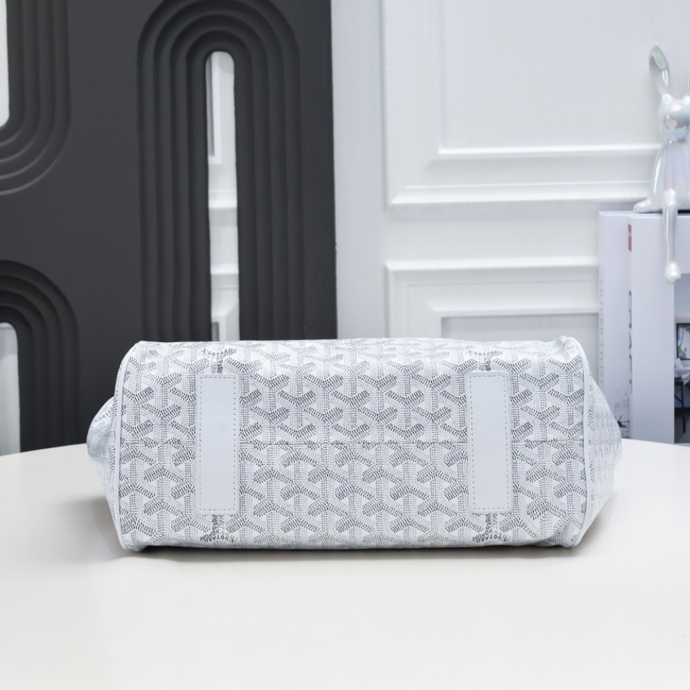 GOYARD ROUETTE SOUPLE BAG WHITE 31CM