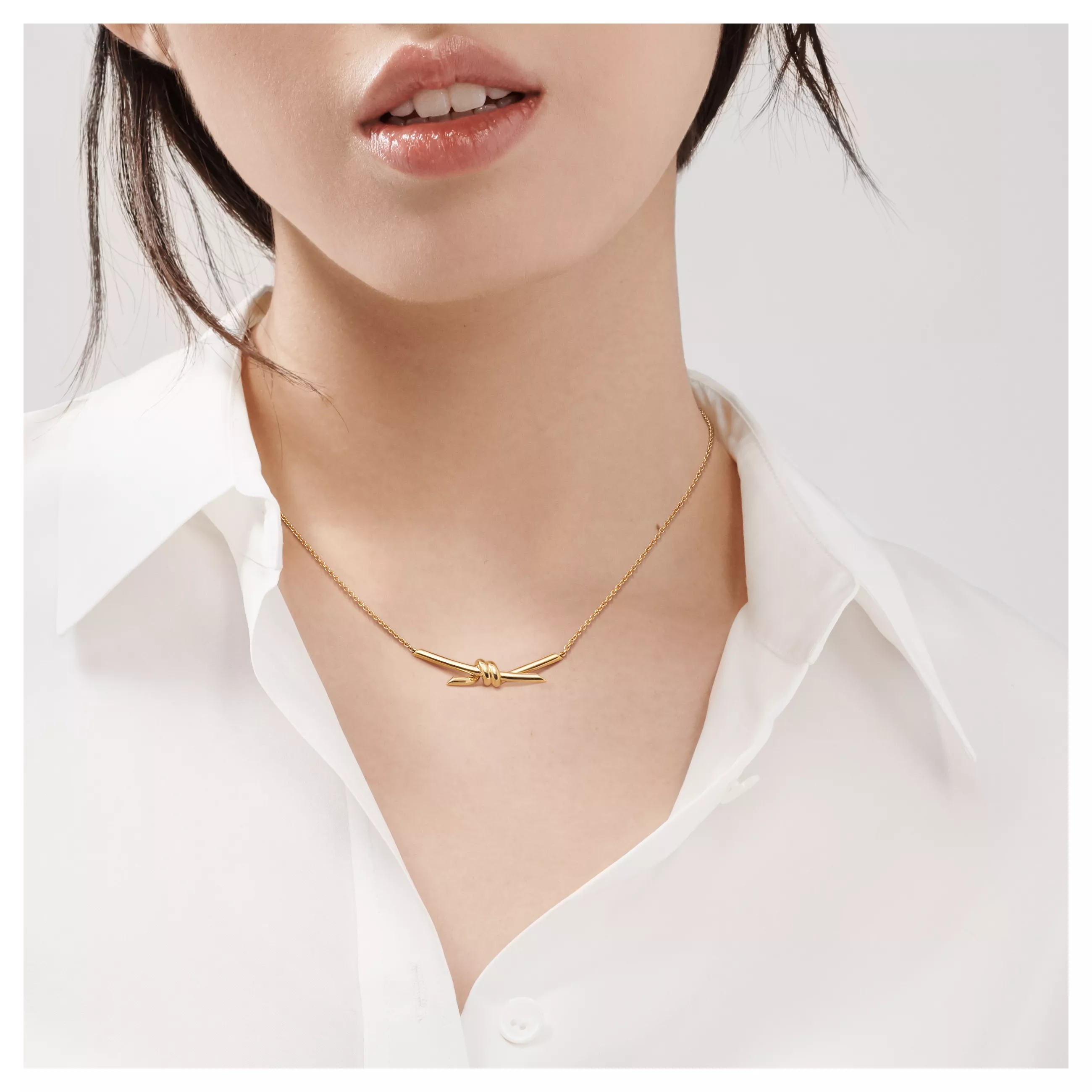 Tiffany 68887208 Knot Pendant Yellow Gold