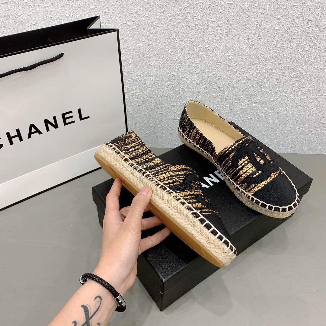 Chanel Metallic Tweed Grosgrain Cc Espadrilles Slip On Gold Black