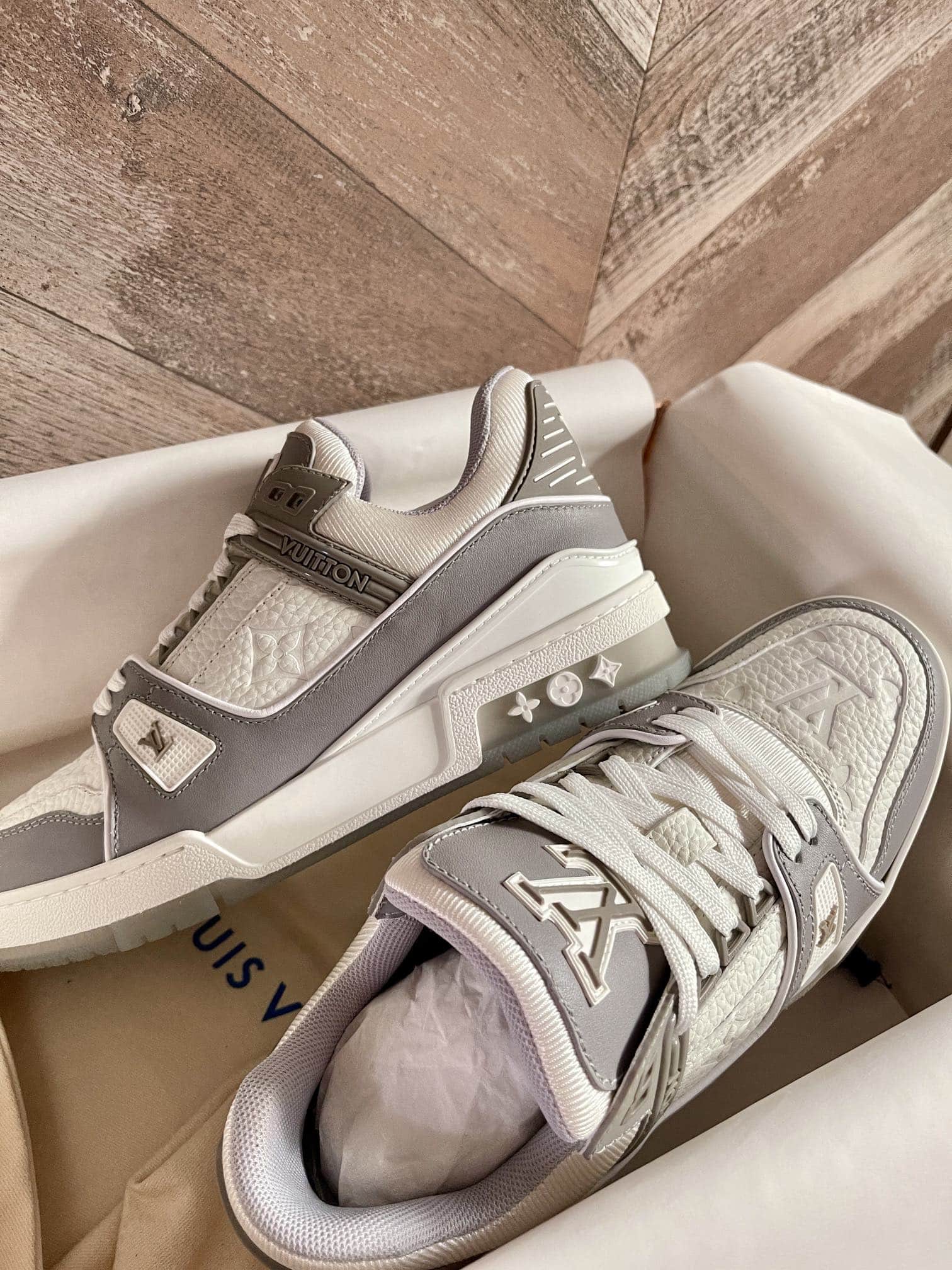 Louis Vuitton Lv Trainer Sneaker Grey White 1A8Kba