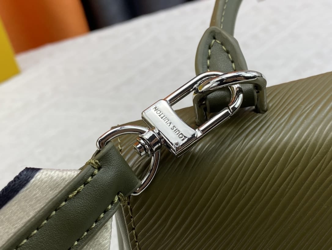 Louis Vuitton Cluny Mini Geen 22Cm