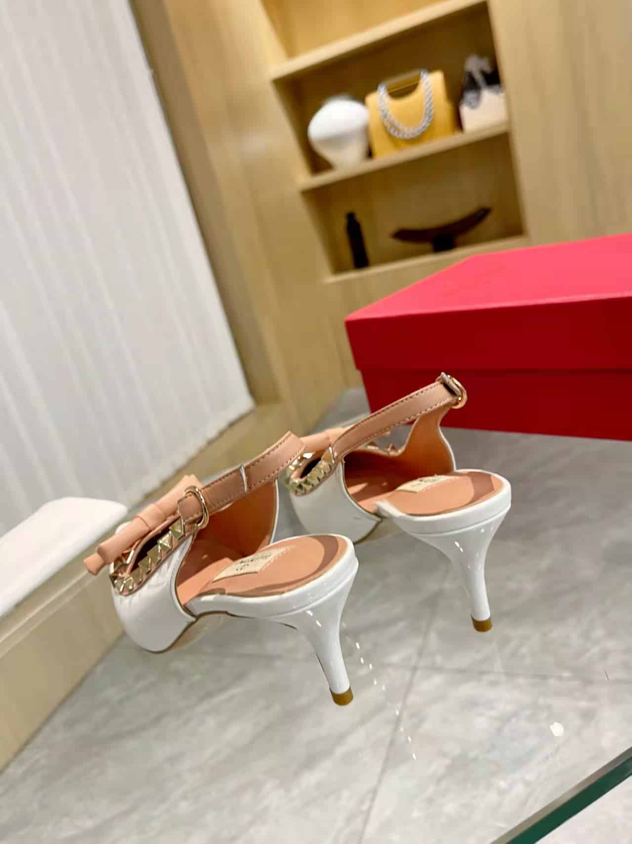 Valentino Rockstud Bow Slingback Pump In Patent Leather With Matching Studs White
