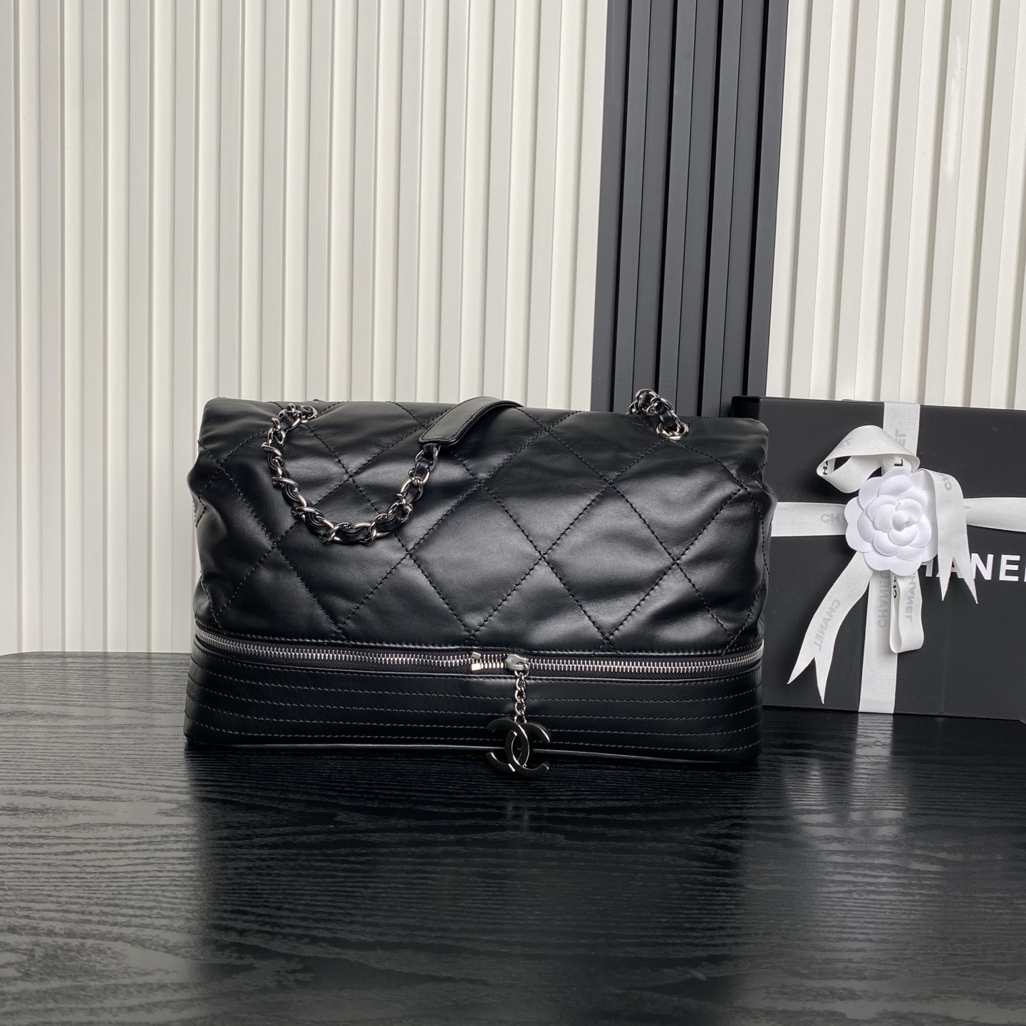 Expandable Flap Bag