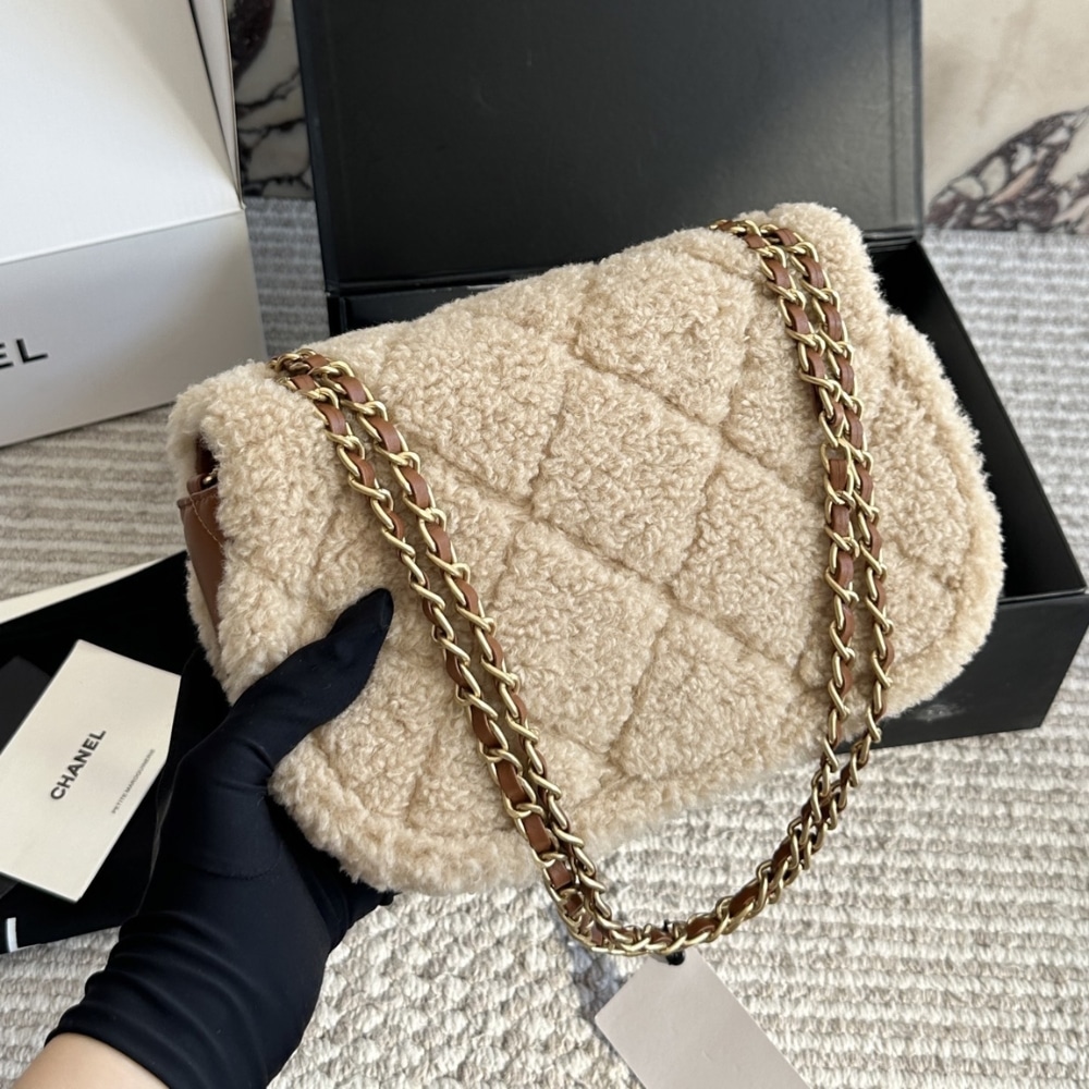 Chanel Flap Bag Shearling Beige And Brown 23Cm As5149 B18194 Nzw48