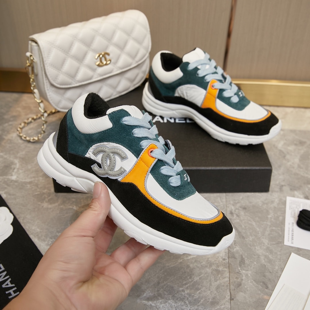 Chanel Wmns Sneaker White Navy G34360 Y53536 C0227