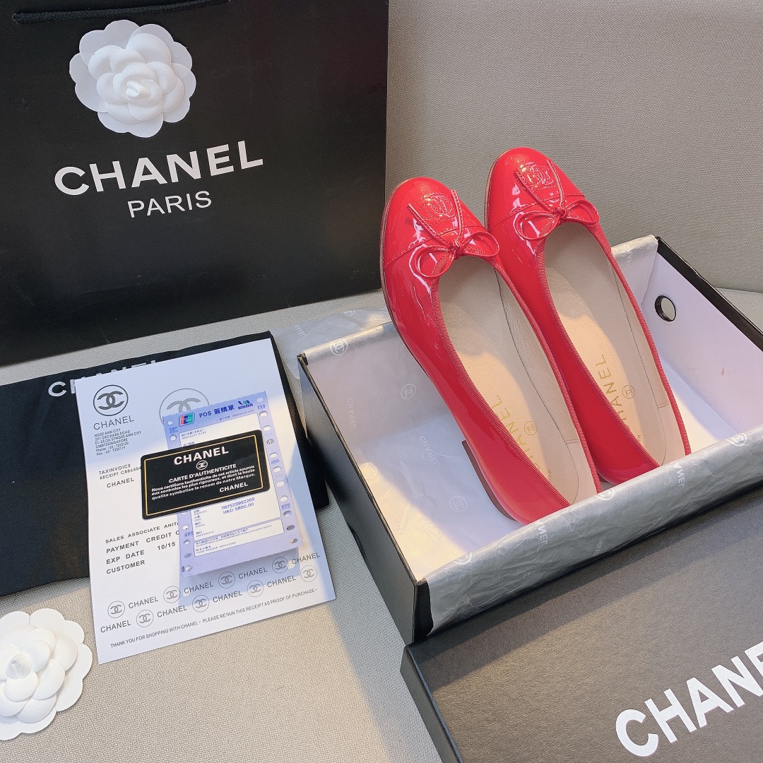 Chanel Patent Leather CC Cap Toe Ballet Flats Red