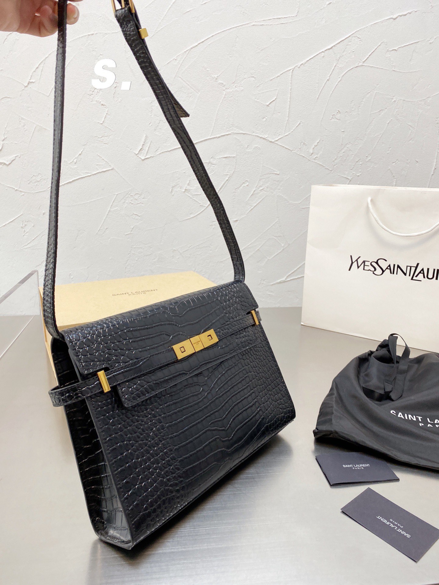 Saint Laurent Manhattan Shoulder Bag In Crocodile Embossed Shiny Black Gold 24Cm