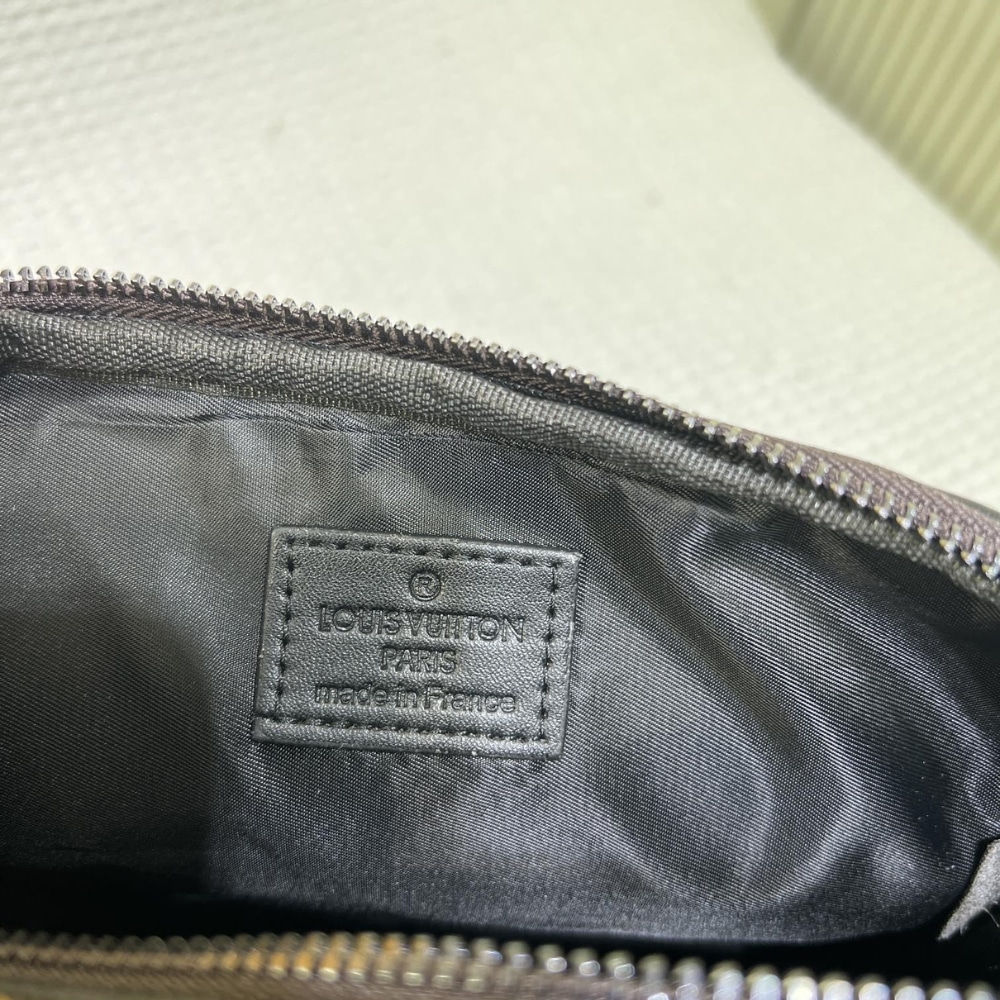 Louis Vuitton Quest Messenger Brown 18Cm M46973