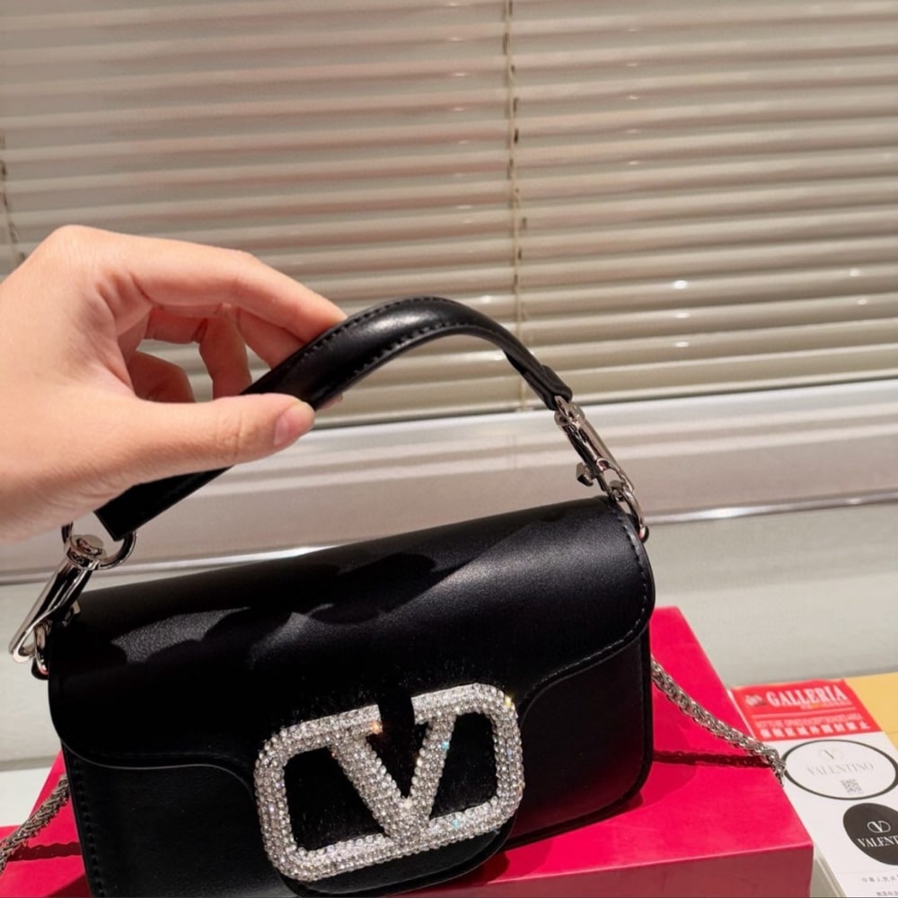 Valentino Locò Small Jewel Logo Black 20Cm 3W2B0K53Cwr249