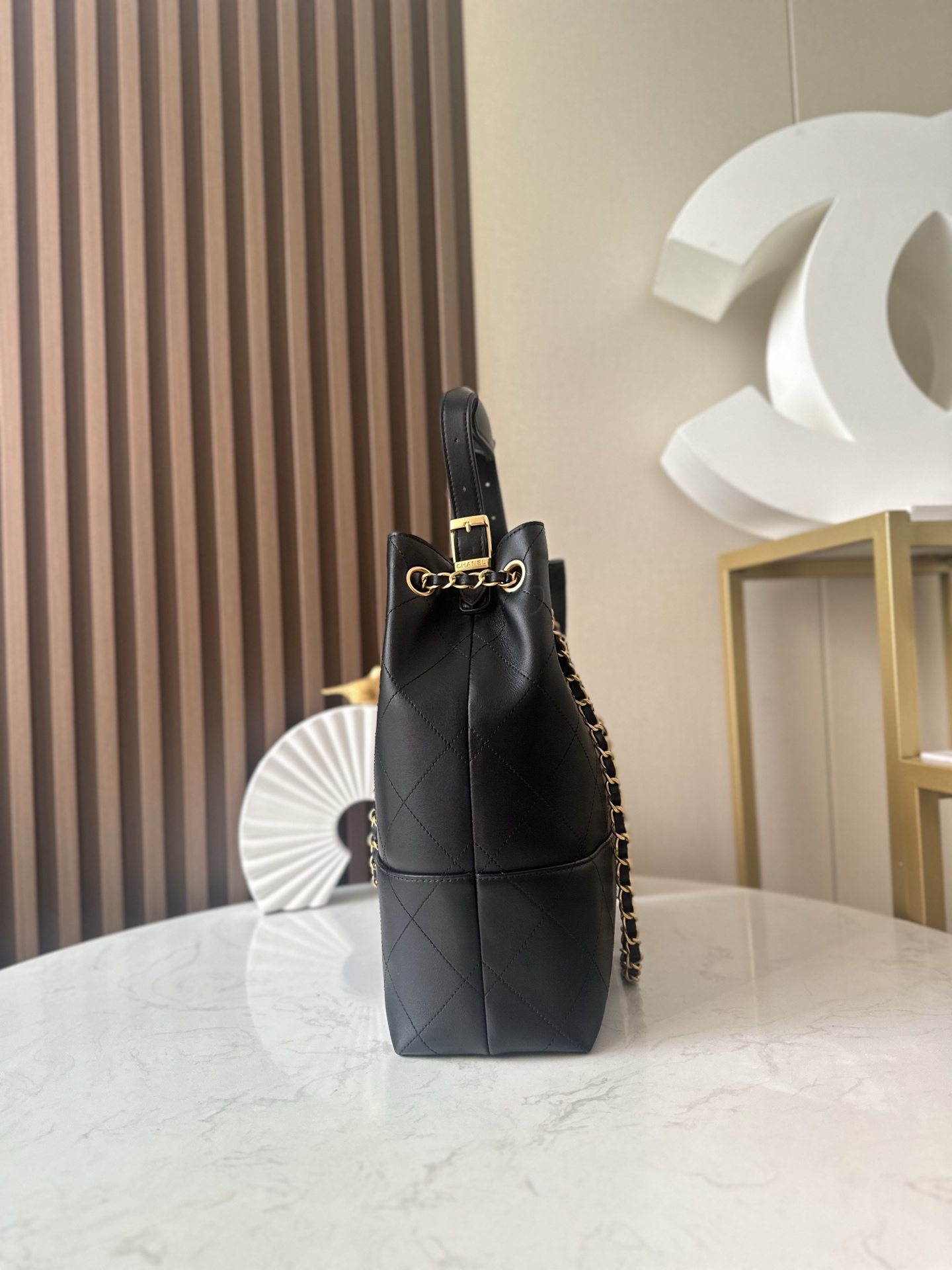 Black Calfskin Quilted 25A Hobo Bucket Bag with Gold Hardware