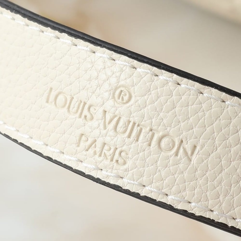 Louis Vuitton Diane Monogram Empreinte Leather White 24Cm M46388